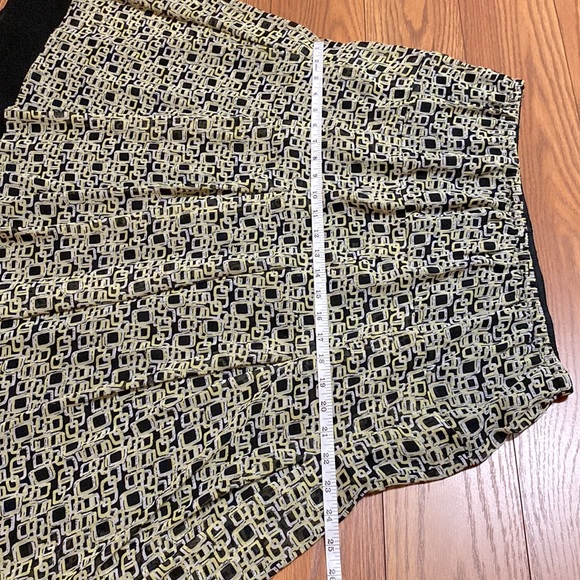 Vintage plus size women’s skirt elastic band waist, pleated mid length size16W - Picture 7 of 11